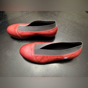 Cloud Footwear 38 Womens Leather Casual Slip Loafer